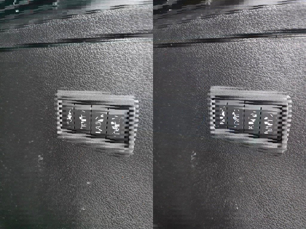 Used 2022 Jeep Wagoneer Series III w/ Premium Group I image 28