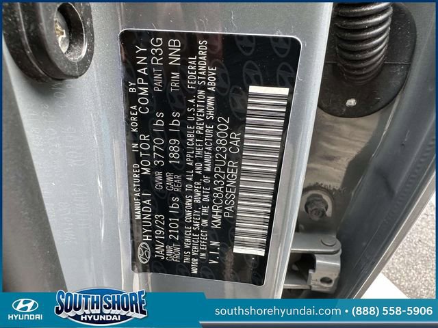 Certified 2023 Hyundai Venue SEL w/ Cargo Package image 18