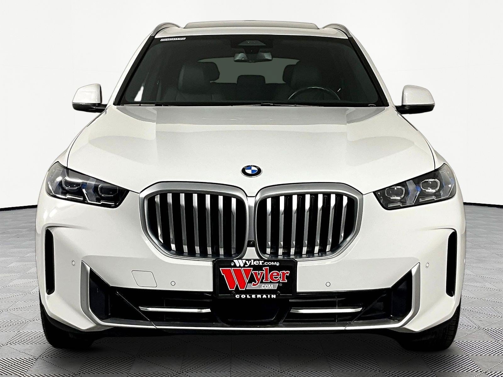 Used 2026 BMW X5 xDrive40i AWD/4WD image 2