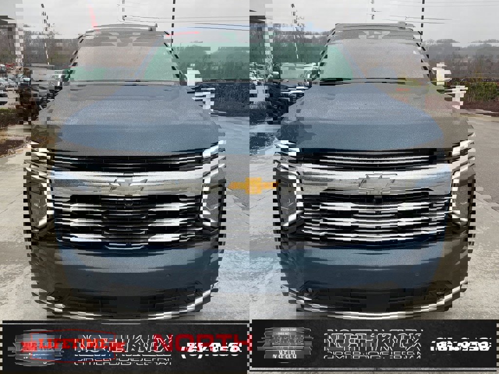 Used 2025 Chevrolet Suburban Premier image 31