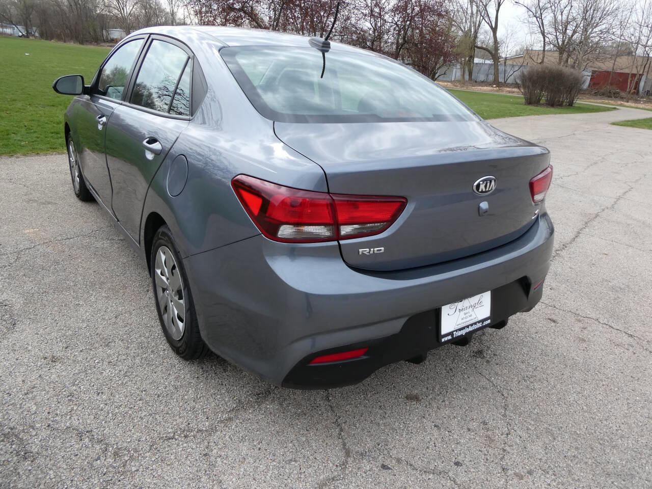 Used 2020 Kia Rio S image 4