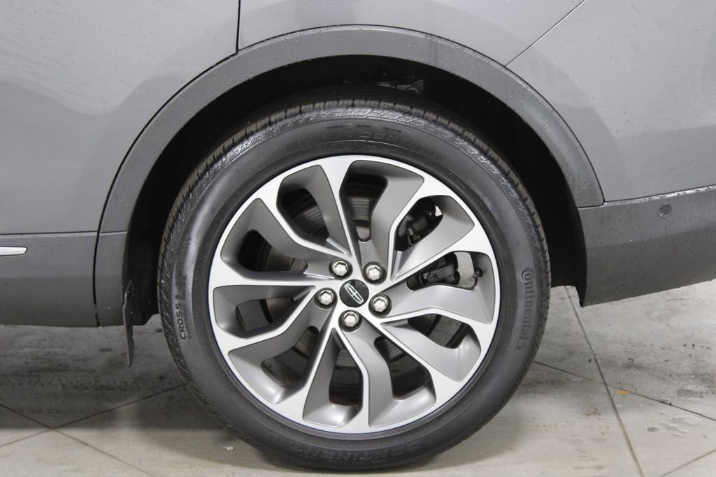 Used 2023 Lincoln Nautilus Reserve w/ Equipment Group 201A AWD/4WD image 17