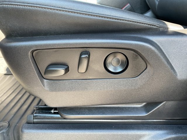Used 2022 Chevrolet Silverado 1500 LTZ w/ Technology Package image 10