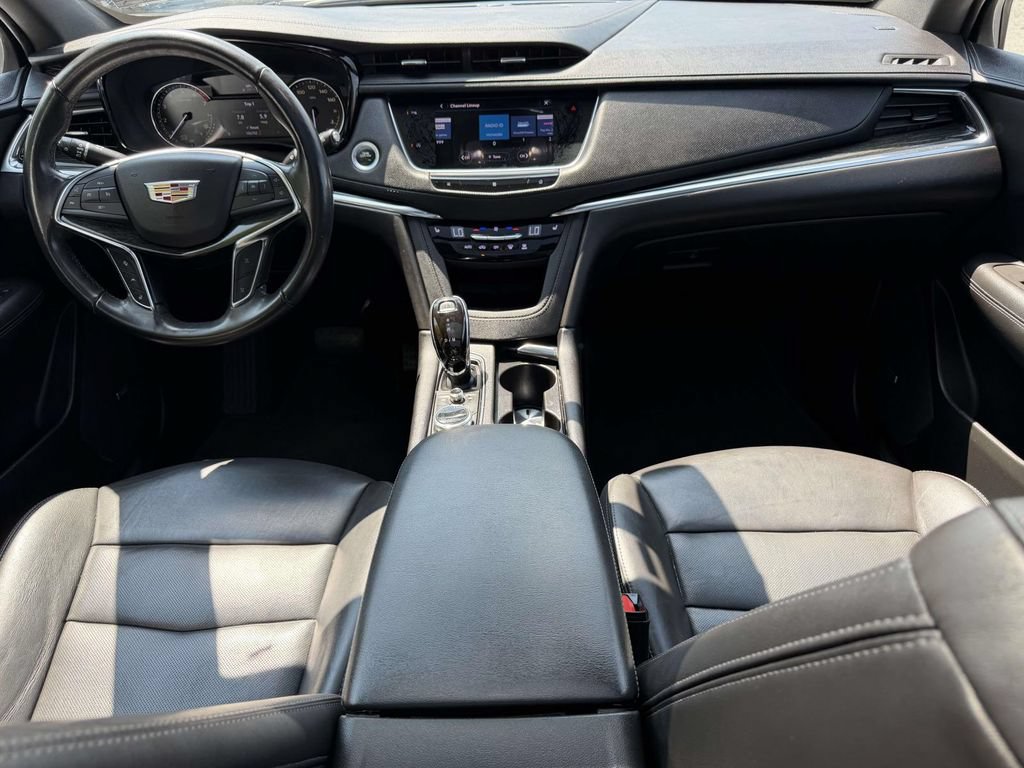 Used 2021 Cadillac XT5 Premium Luxury FWD image 18