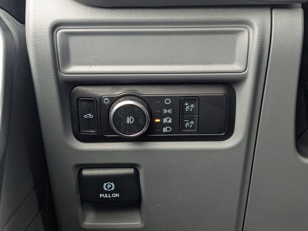 Used 2024 Ford F150 XLT AWD/4WD image 19