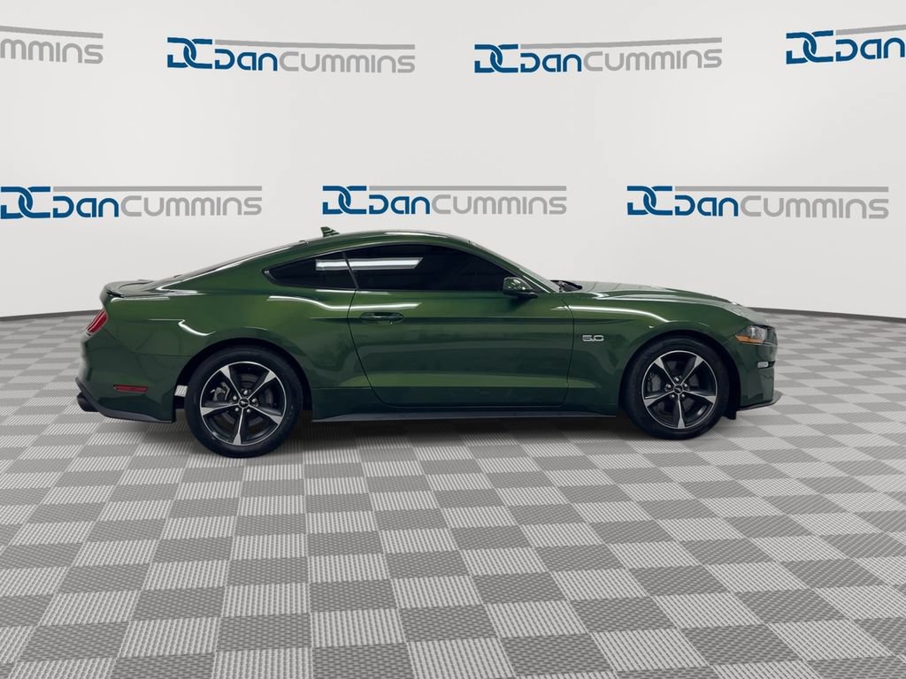 Used 2022 Ford Mustang GT w/ Equipment Group 301A RWD image 9