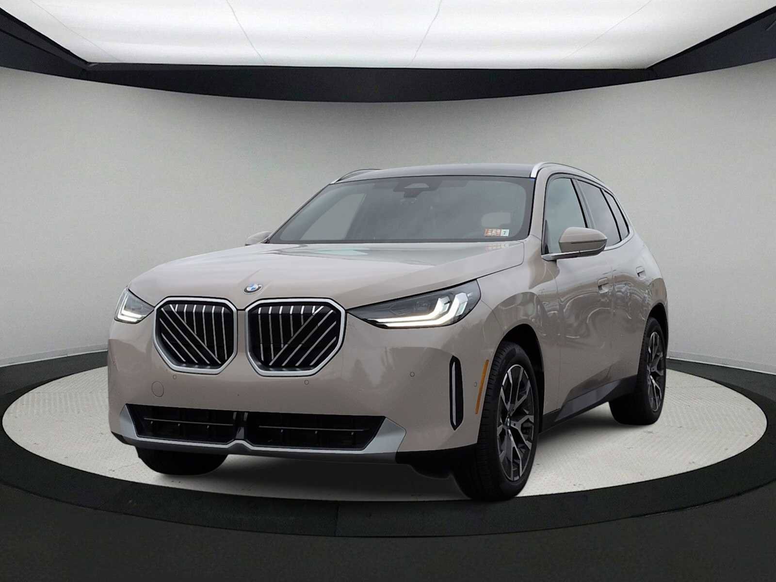 Used 2025 BMW X3 xDrive30i w/ Convenience Package AWD/4WD image 4