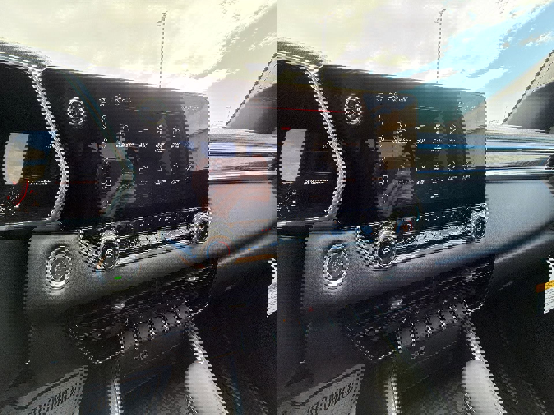 New 2026 GMC Canyon Elevation w/ Convenience Package image 13