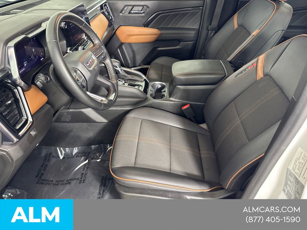 Used 2024 GMC Canyon AT4 image 12