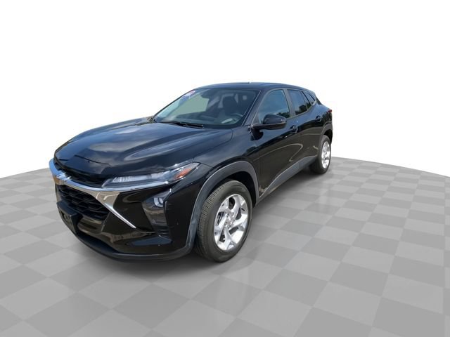 Used 2024 Chevrolet Trax LS w/ LS Convenience Package FWD image 6