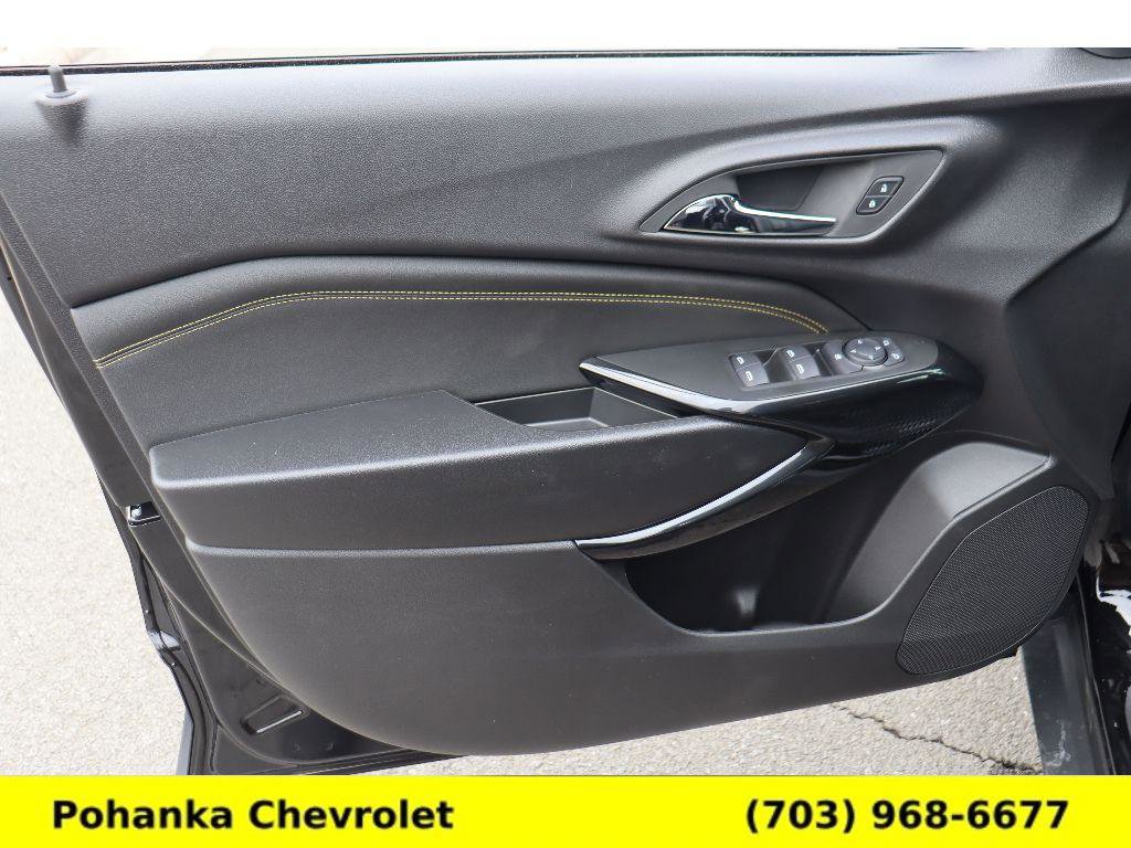 New 2026 Chevrolet Trax ACTIV w/ Sunroof Package image 23