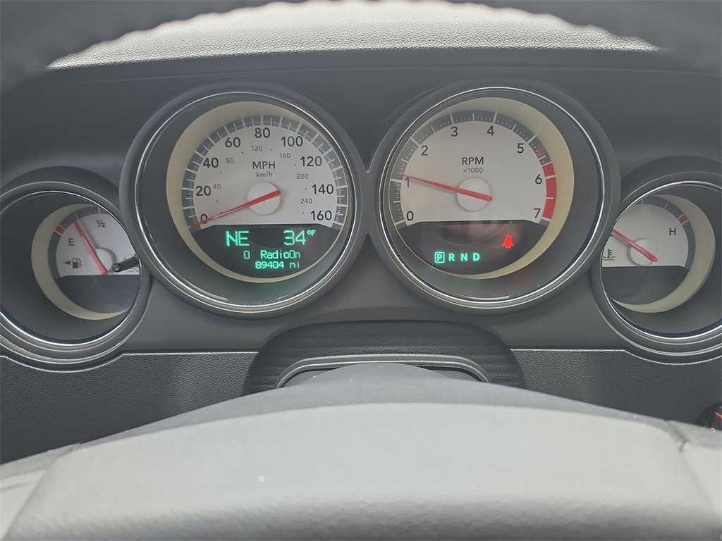 Used 2010 Dodge Challenger R/T image 12