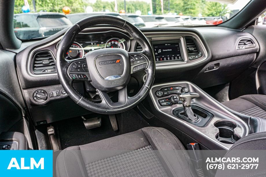 Used 2019 Dodge Challenger SXT RWD image 23