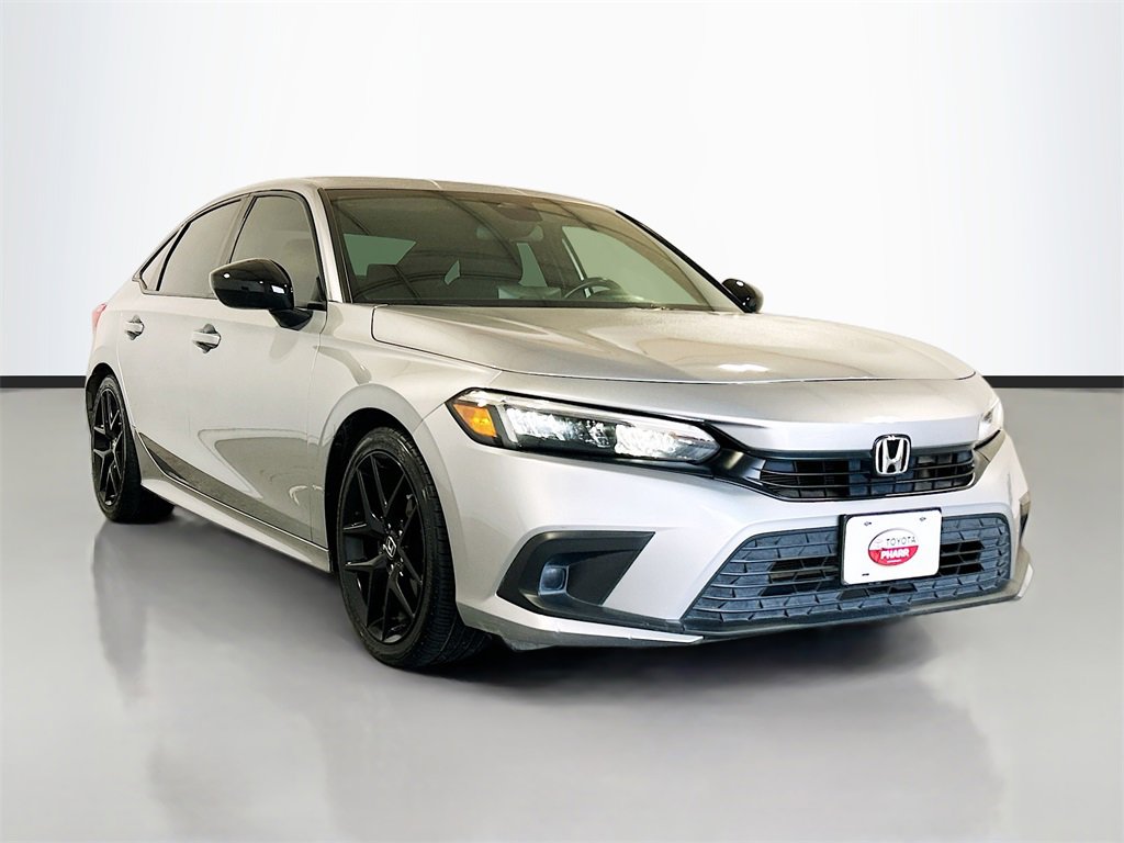 Used 2023 Honda Civic Sport image 3