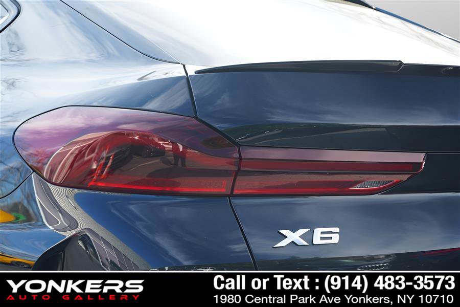 Used 2024 BMW X6 xDrive40i w/ Premium Package image 29