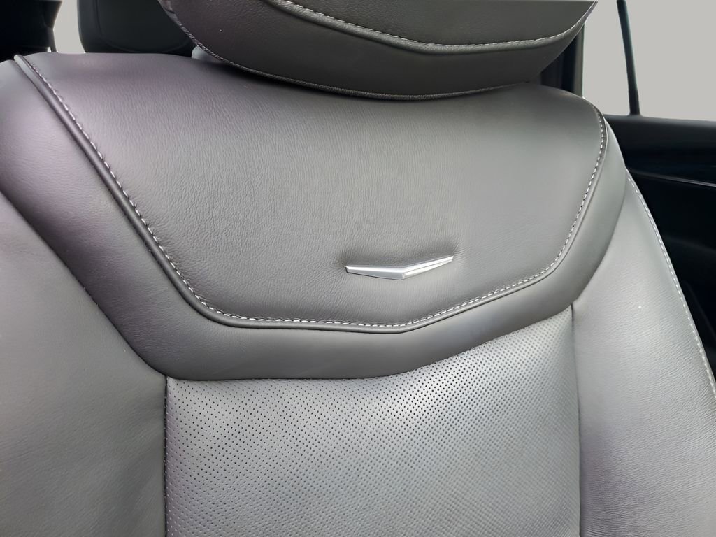 Used 2022 Cadillac XT6 Premium Luxury image 19