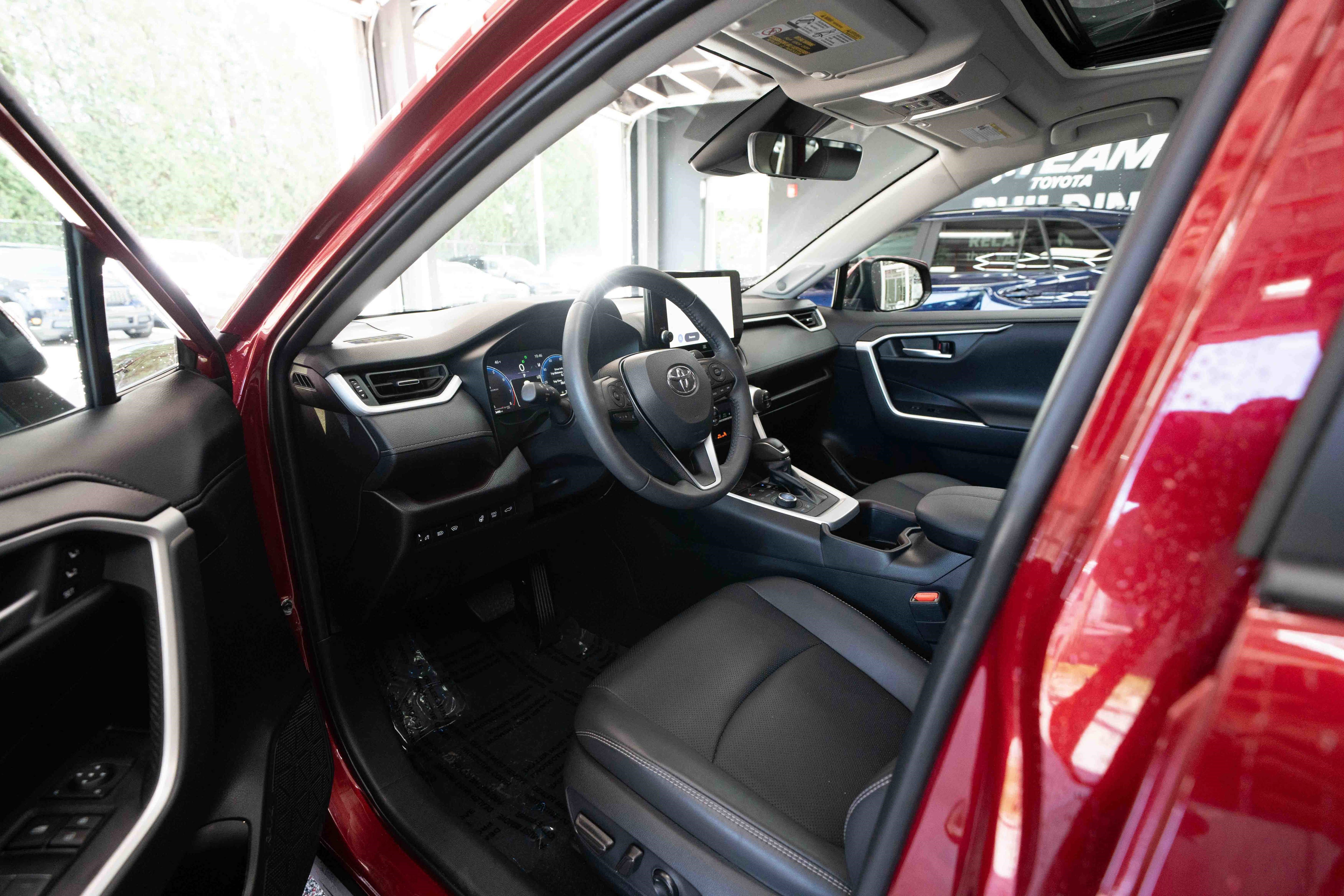 Used 2024 Toyota RAV4 Limited w/ Weather Package image 8