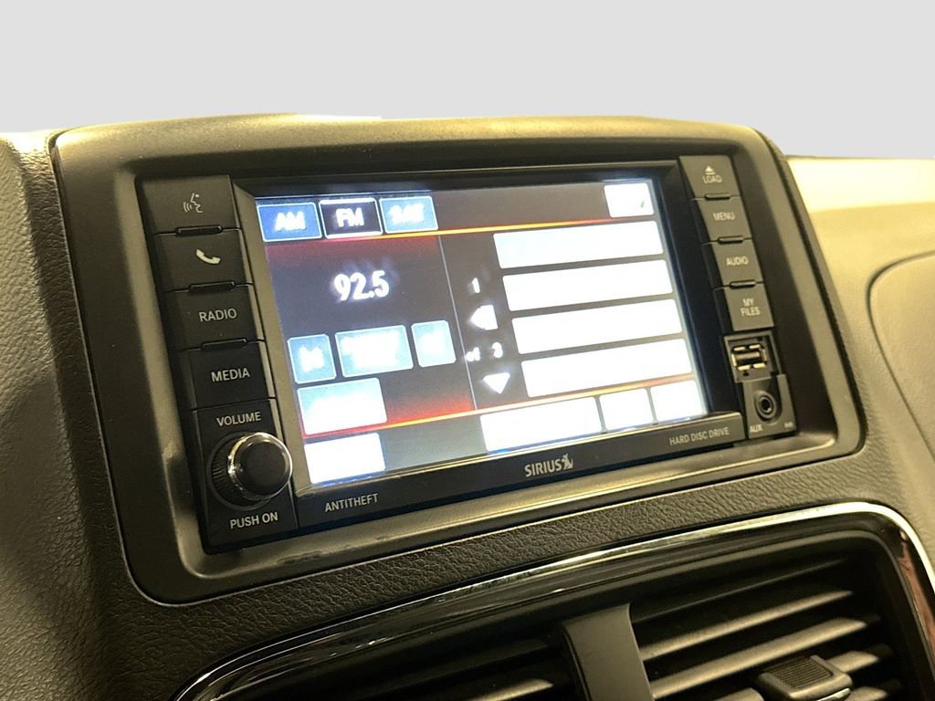 Used 2018 Dodge Grand Caravan GT image 18