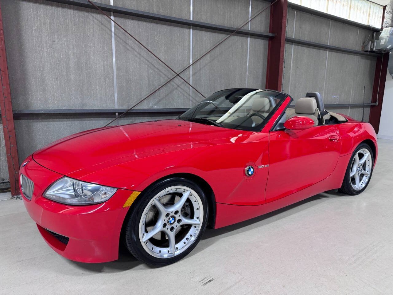 Used 2007 BMW Z4 3.0si RWD image 4