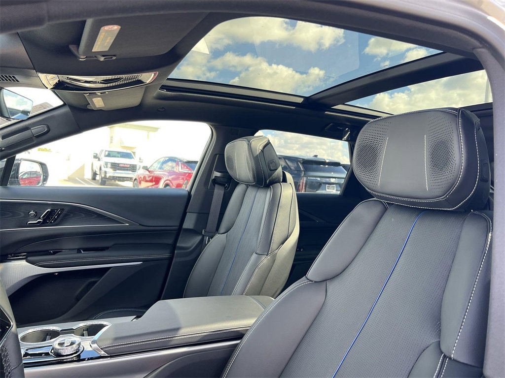 New 2025 Cadillac Lyriq Sport image 26