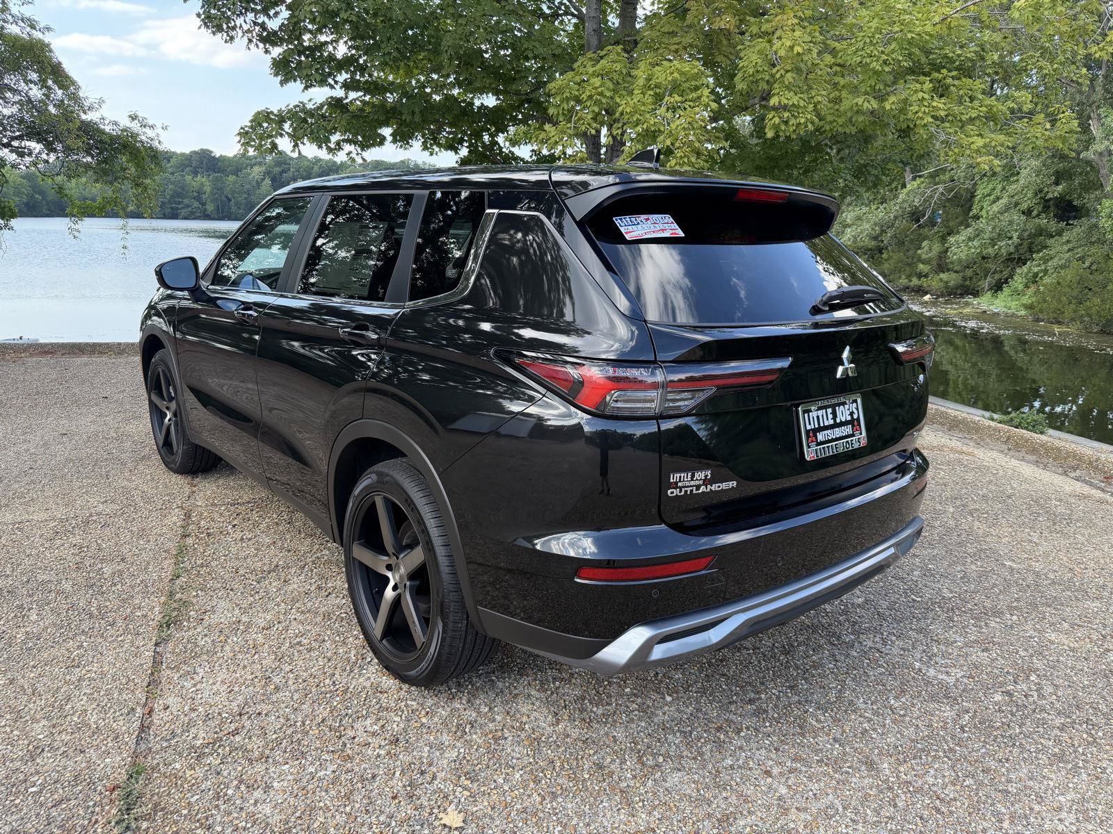 New 2026 Mitsubishi Outlander SE AWD/4WD image 5