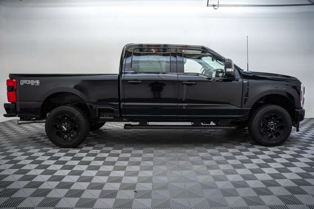 New 2026 Ford F250 Lariat w/ Black Appearance Package AWD/4WD image 4
