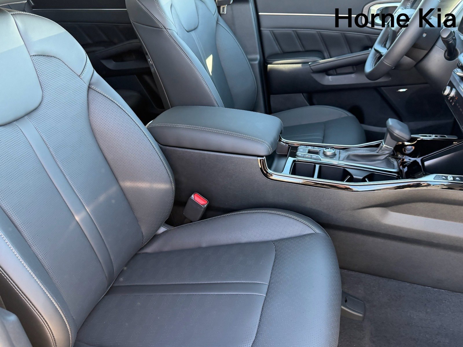 New 2026 Kia Sorento SX image 10