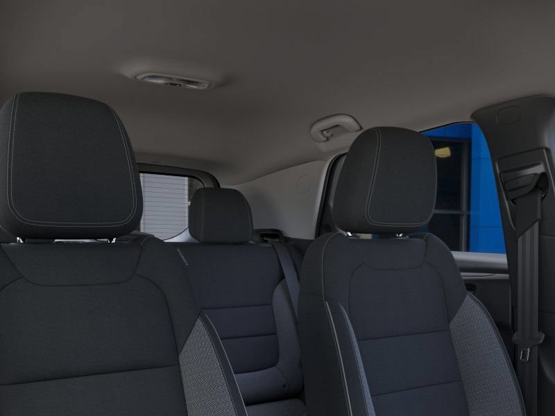 New 2026 Chevrolet TrailBlazer LT w/ LT Cold Weather Package FWD image 32