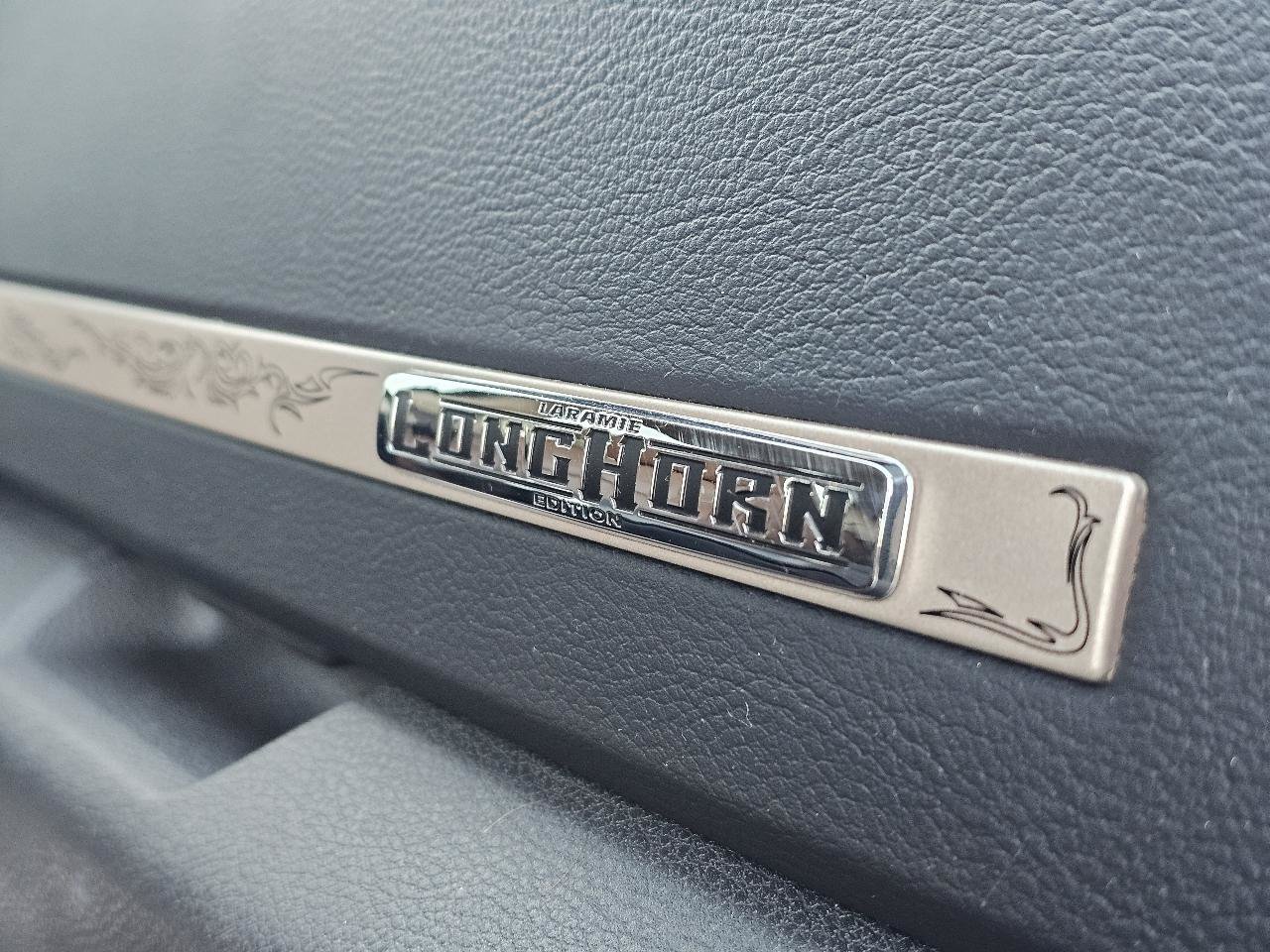 Used 2015 RAM 1500 Laramie Longhorn w/ Convenience Group AWD/4WD image 35
