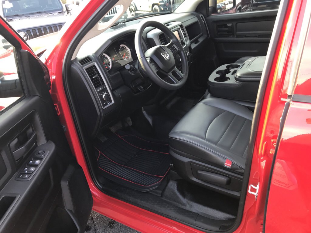 Certified 2021 RAM 1500 Tradesman w/ Chrome Appearance Group image 8