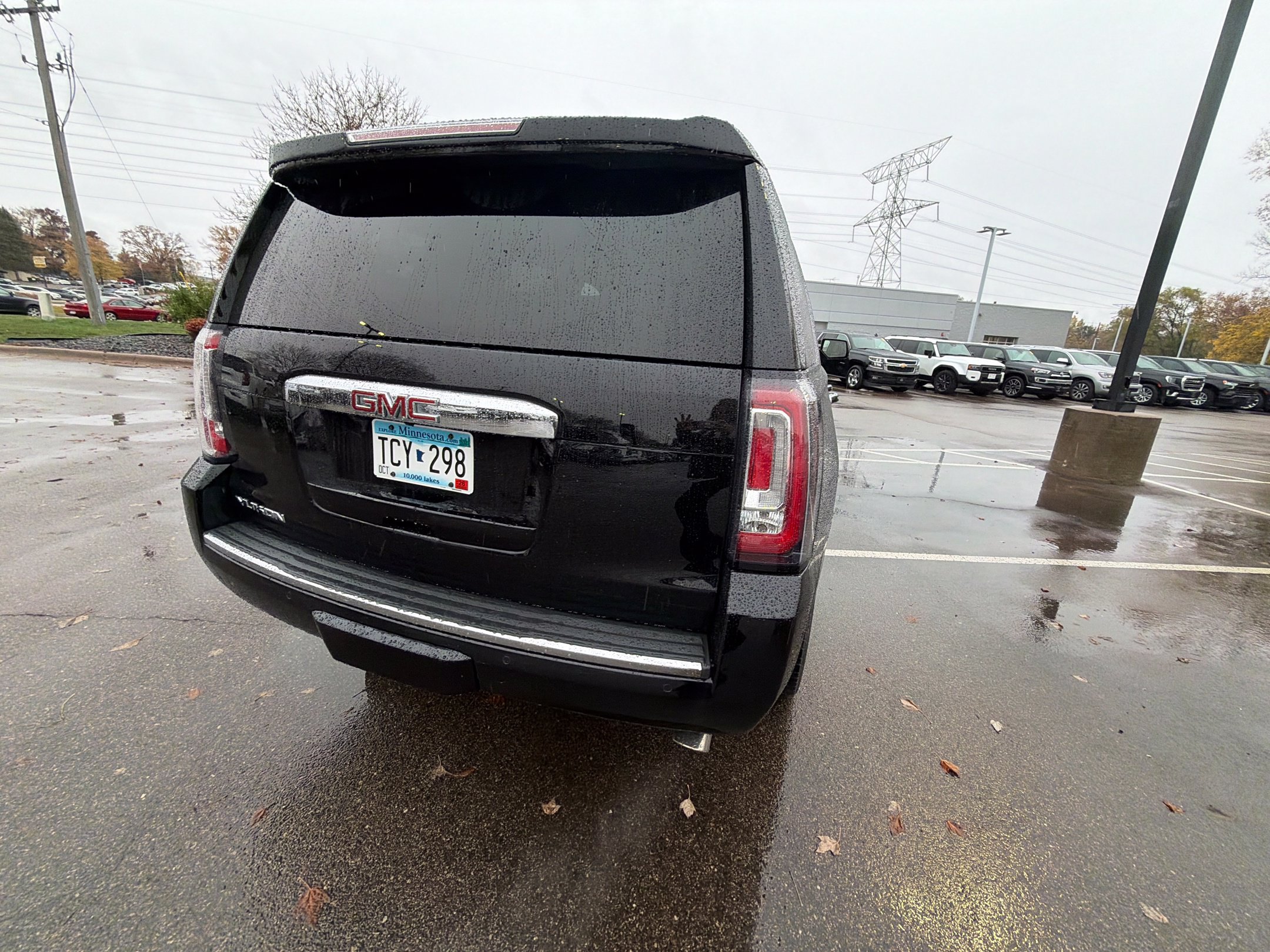 Used 2018 GMC Yukon Denali w/ Open Road Package AWD/4WD image 39