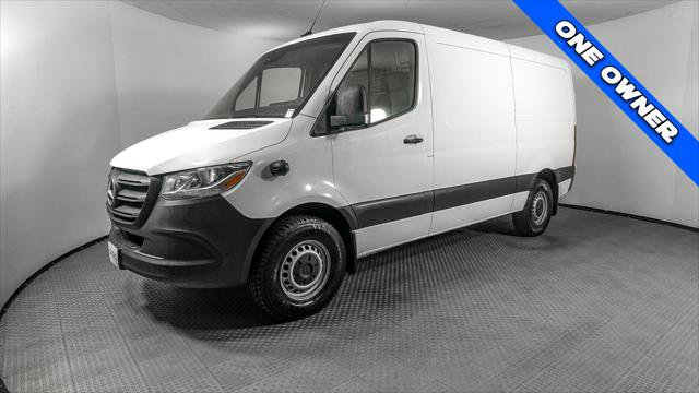 Used 2022 Mercedes-Benz Sprinter 1500 image 2
