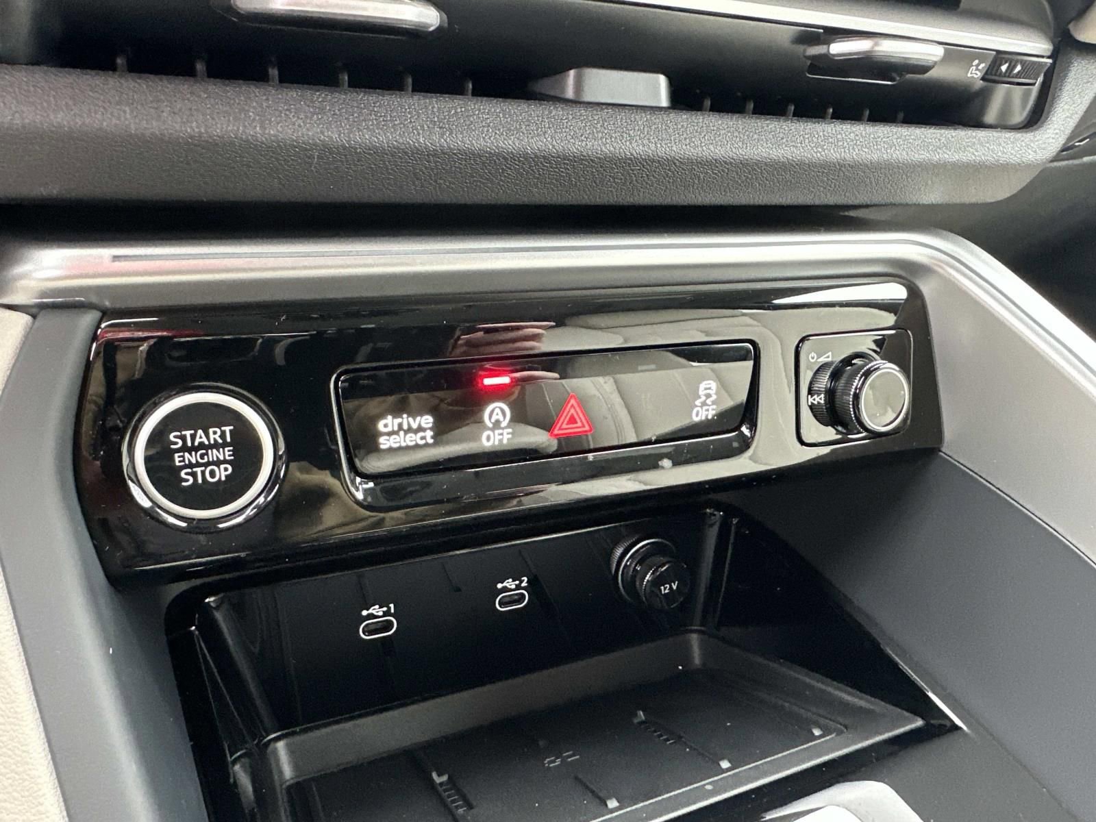 New 2025 Audi Q5 Prestige image 21