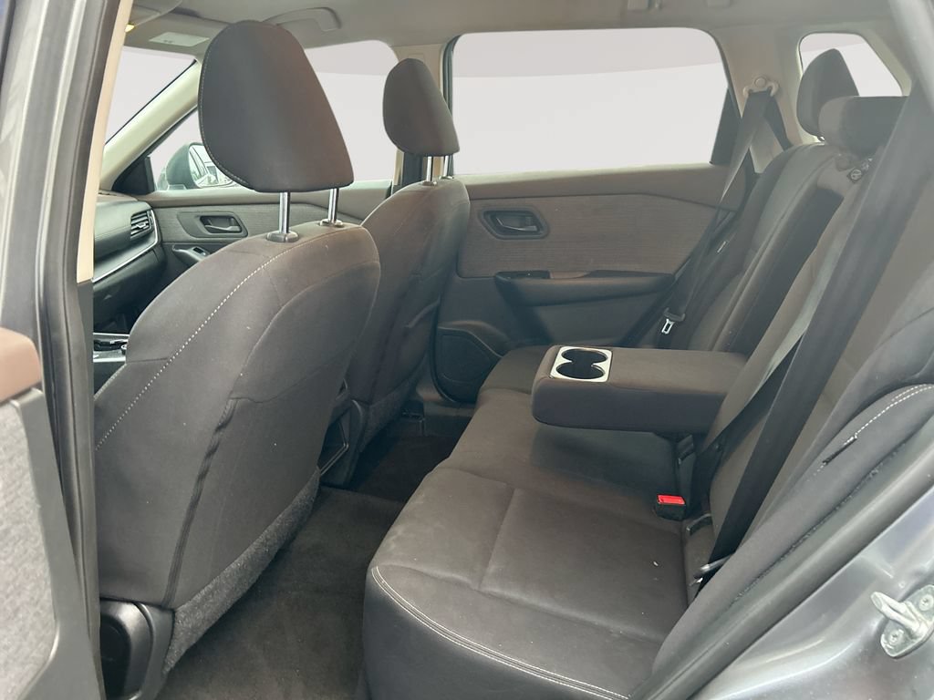 Used 2023 Nissan Rogue S AWD/4WD image 26
