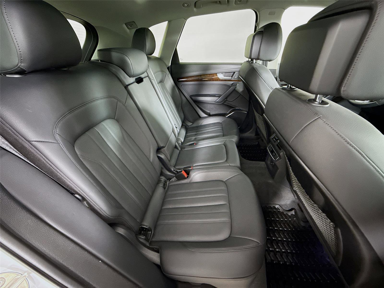 Used 2020 Audi Q5 2.0T Premium w/ Convenience Package image 27