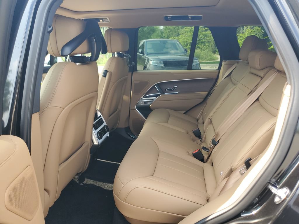 New 2026 Land Rover Range Rover SE AWD/4WD image 24
