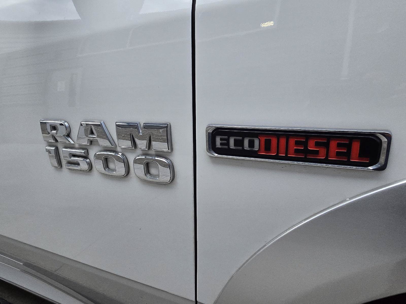 Used 2016 RAM 1500 Laramie w/ Convenience Group AWD/4WD image 10