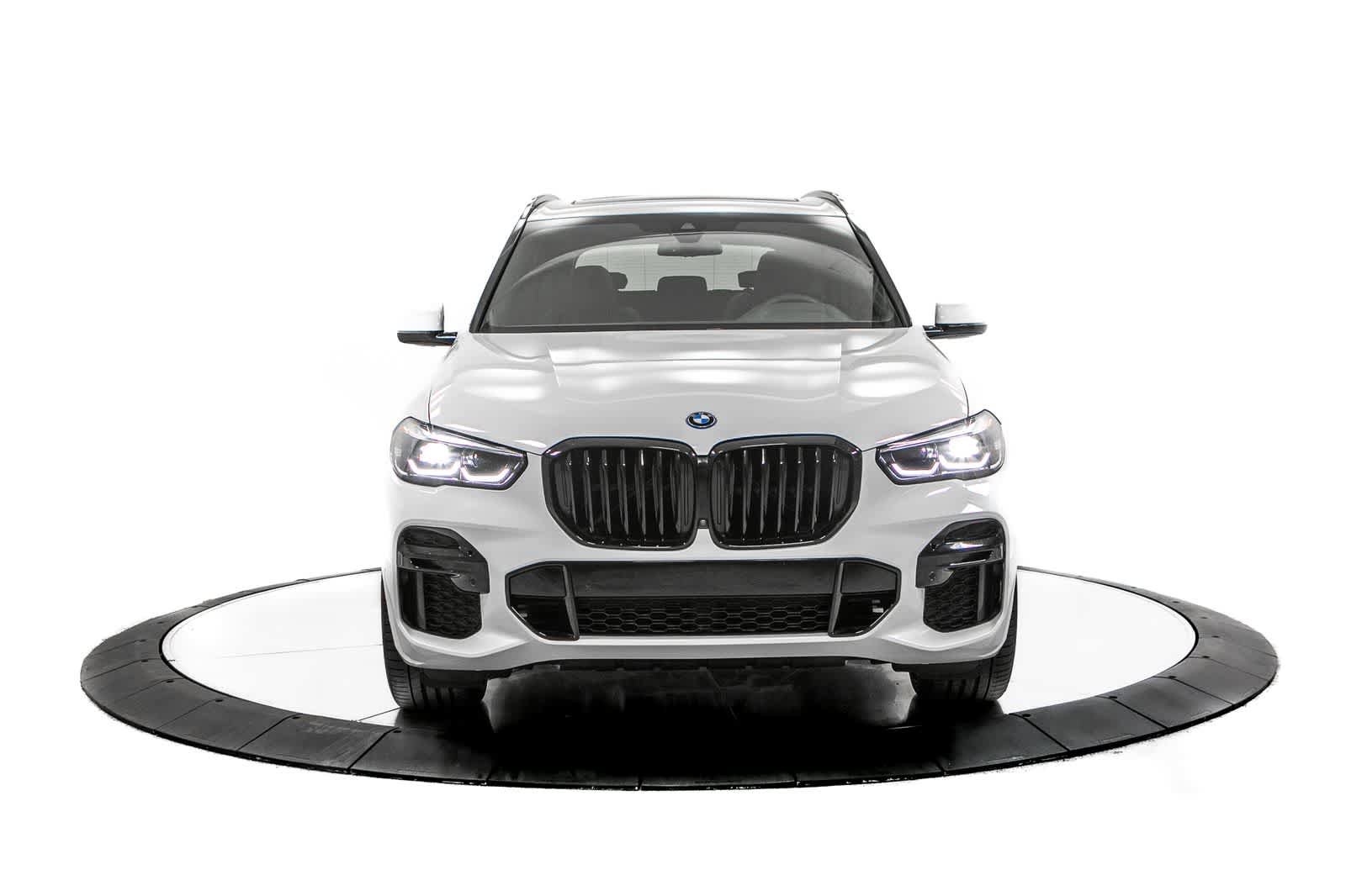 Used 2023 BMW X5 xDrive45e w/ M Sport Package AWD/4WD image 10