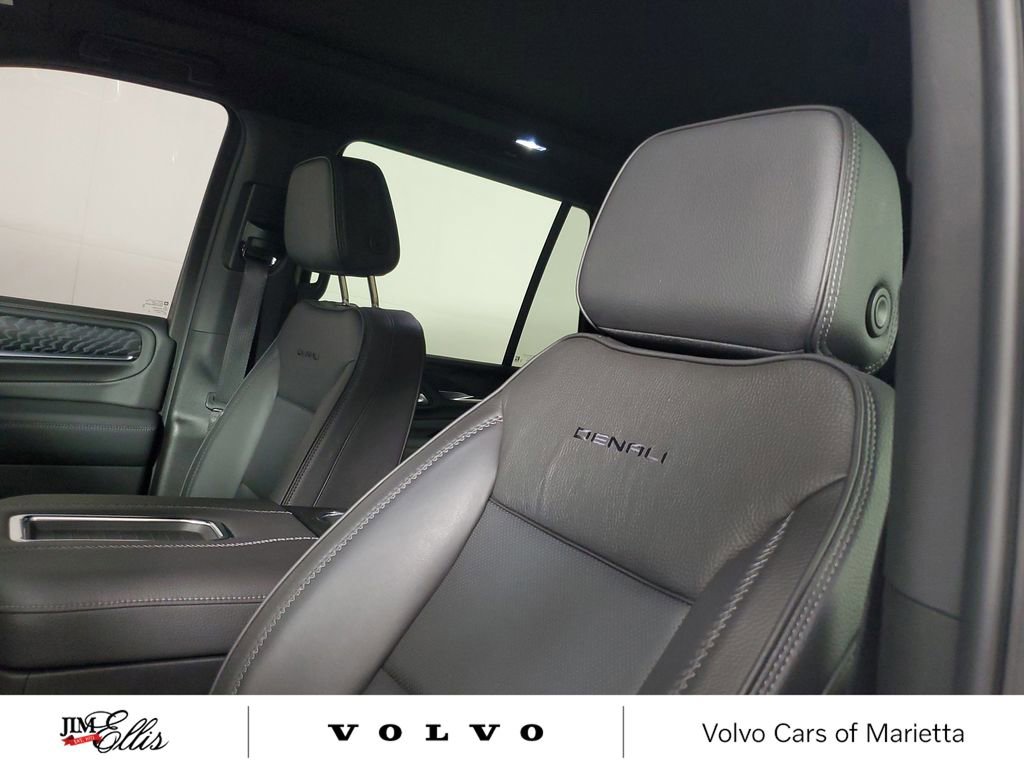 Used 2024 GMC Yukon Denali RWD image 26