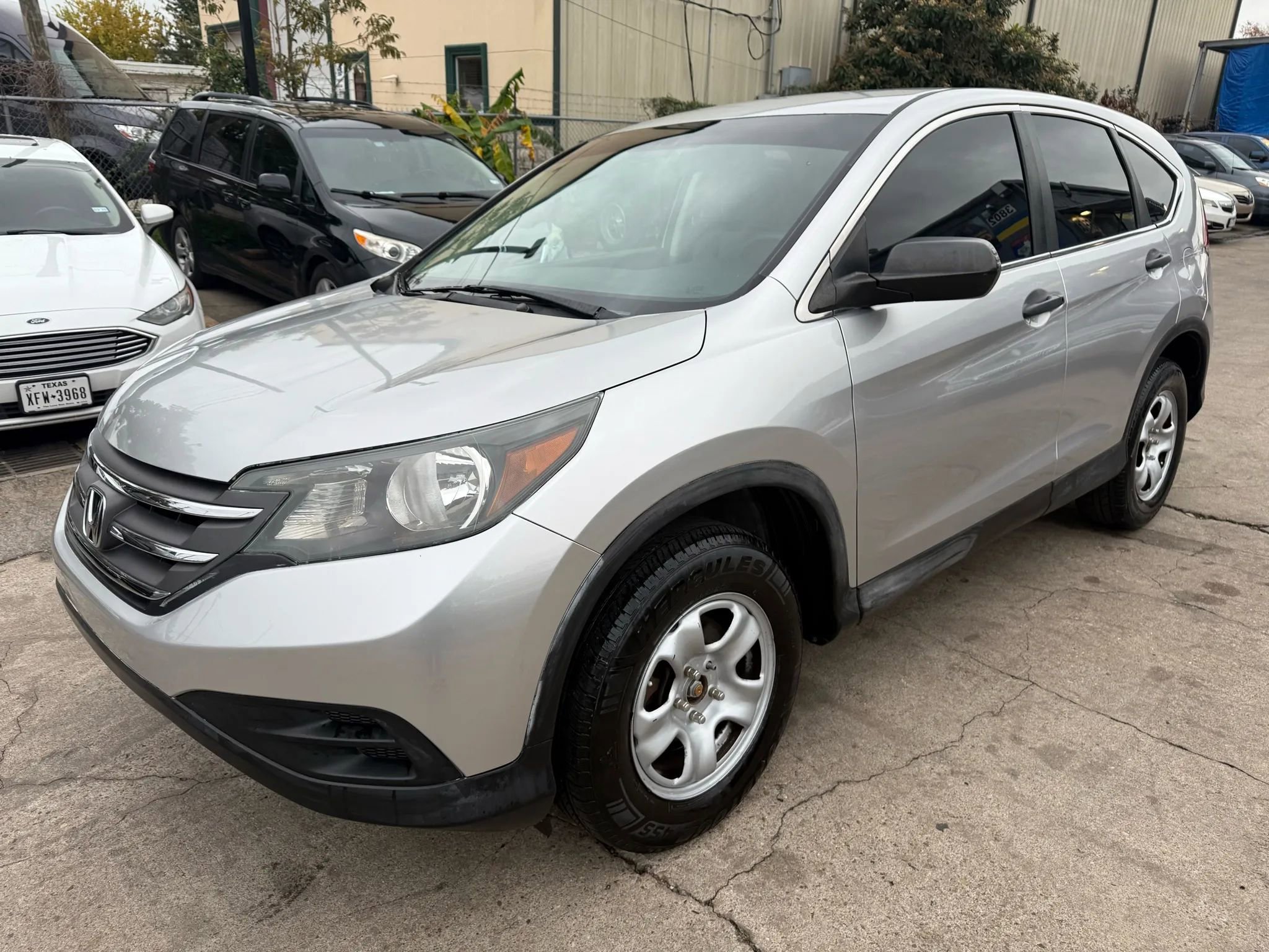 Used 2013 Honda CR-V LX image 2