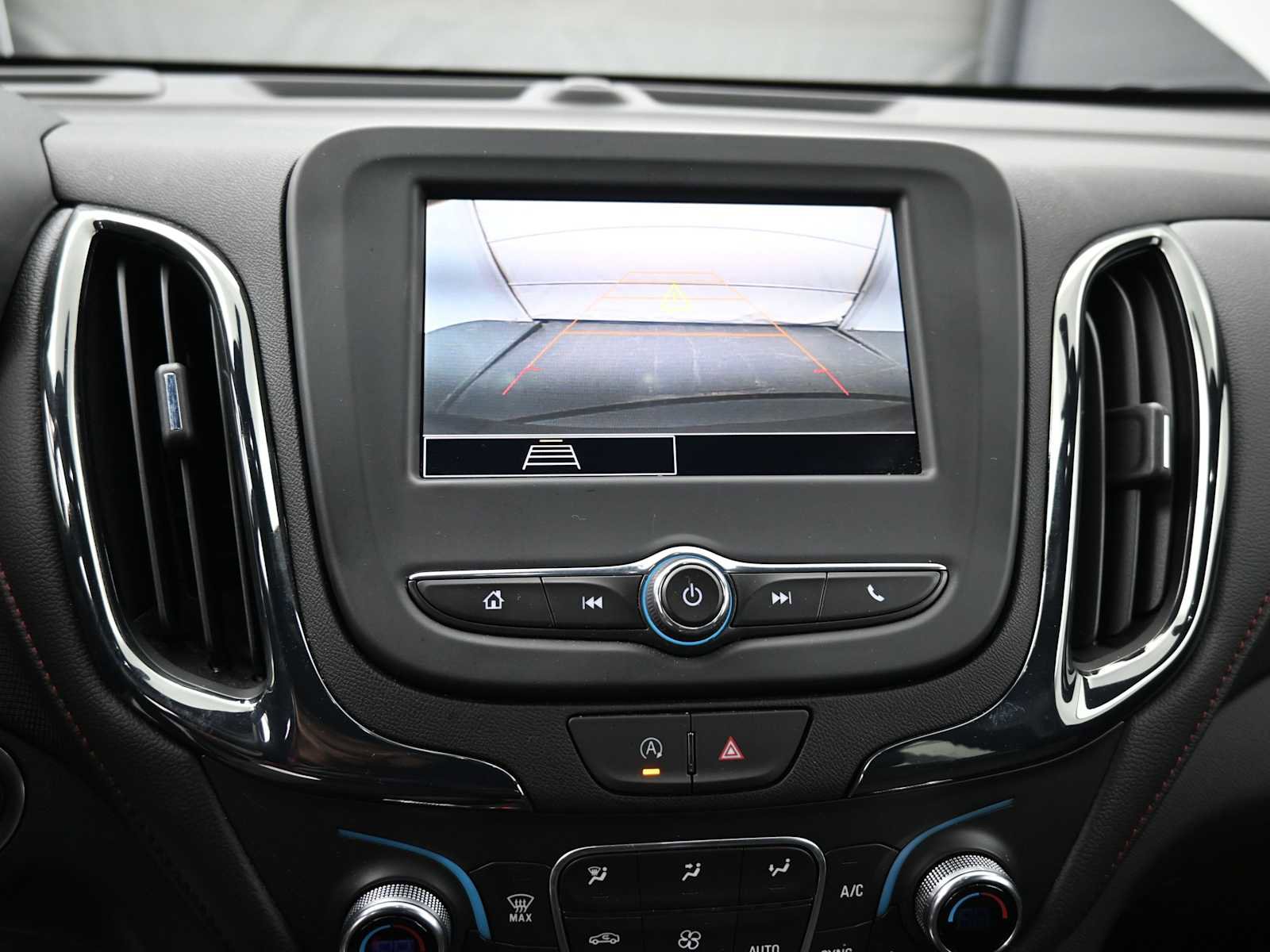 Used 2024 Chevrolet Equinox RS AWD/4WD image 7