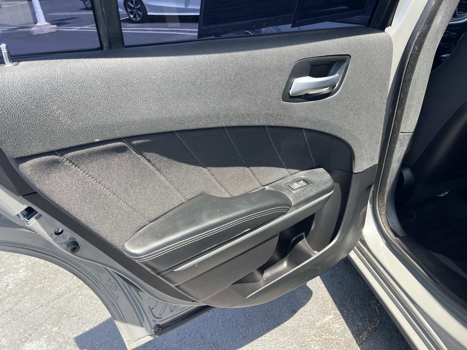 Used 2017 Dodge Charger R/T image 18