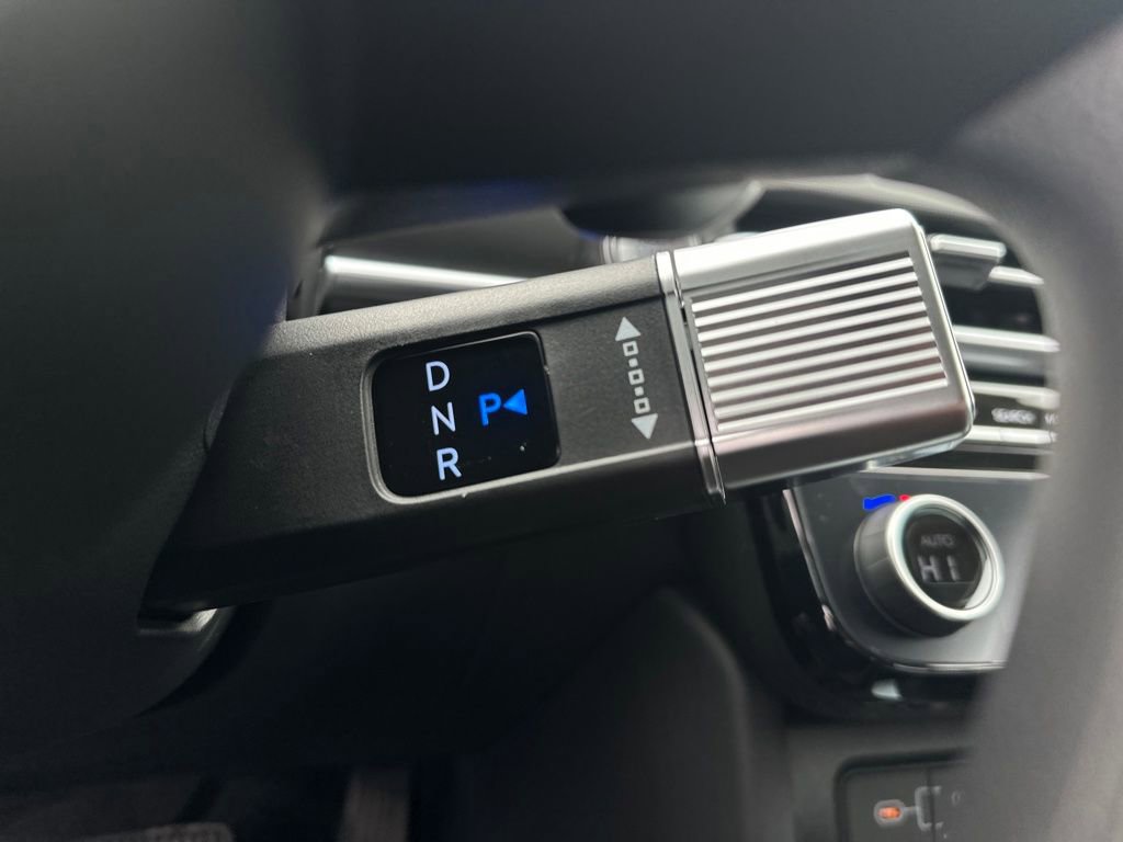 New 2026 Hyundai Tucson Blue SE image 20