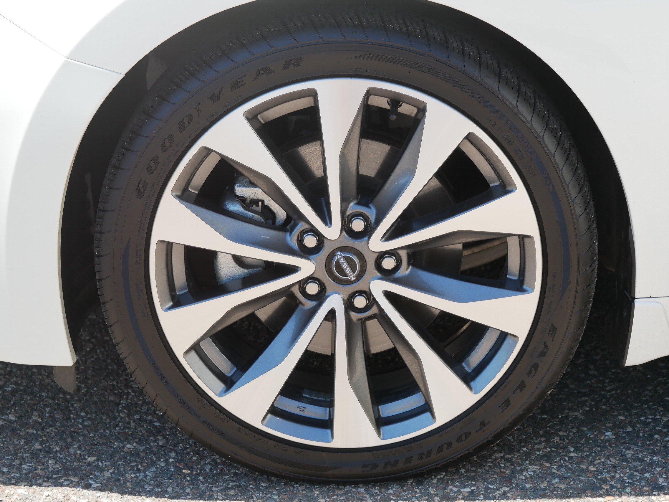 Certified 2023 Nissan Maxima Platinum w/ Sport Mat Group FWD image 15