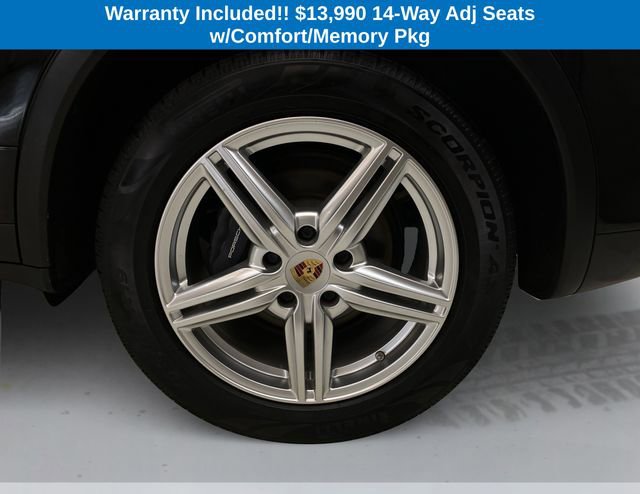 Used 2014 Porsche Cayenne Platinum Edition AWD/4WD image 18