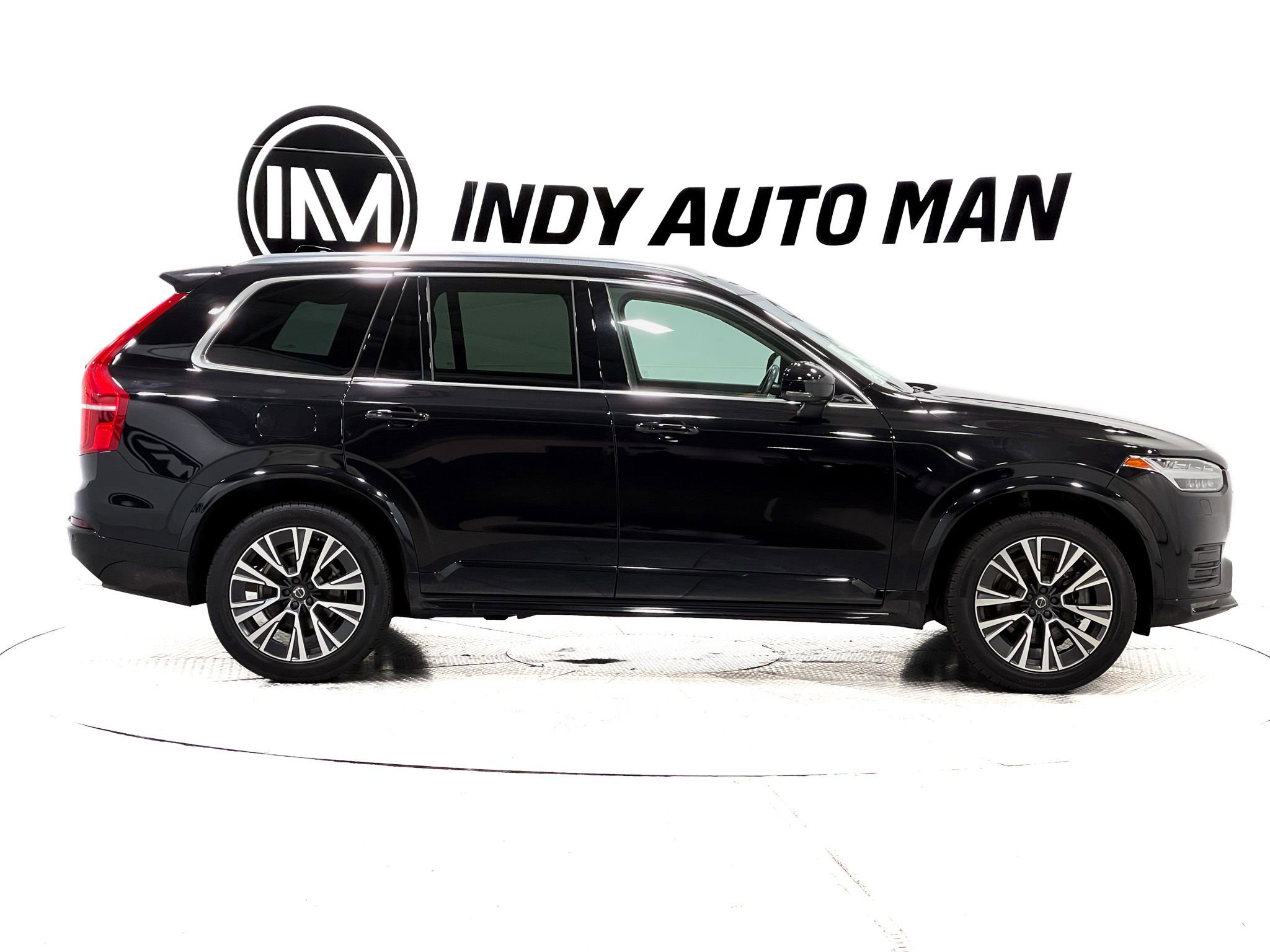 Used 2021 Volvo XC90 T6 Momentum w/ Advanced Package AWD/4WD image 3