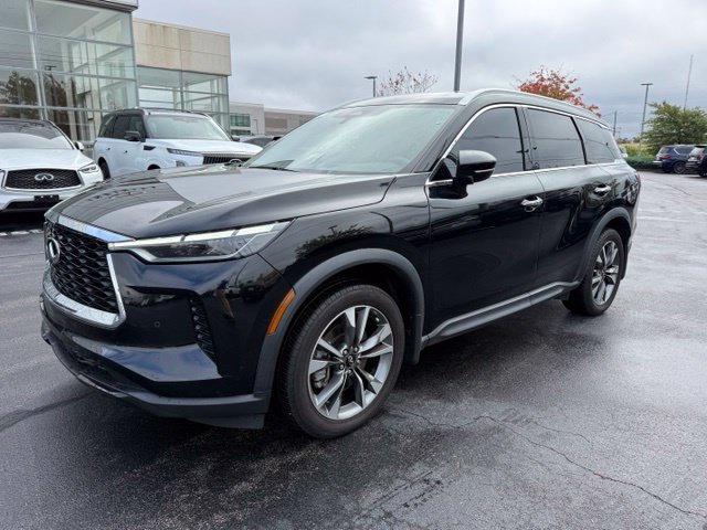 Used 2023 INFINITI QX60 Luxe w/ Cargo Package AWD/4WD image 12