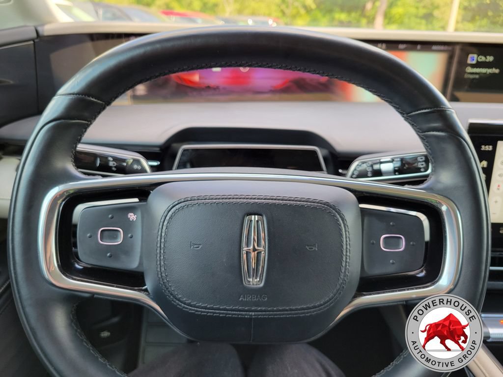 Used 2024 Lincoln Nautilus Reserve AWD/4WD image 35
