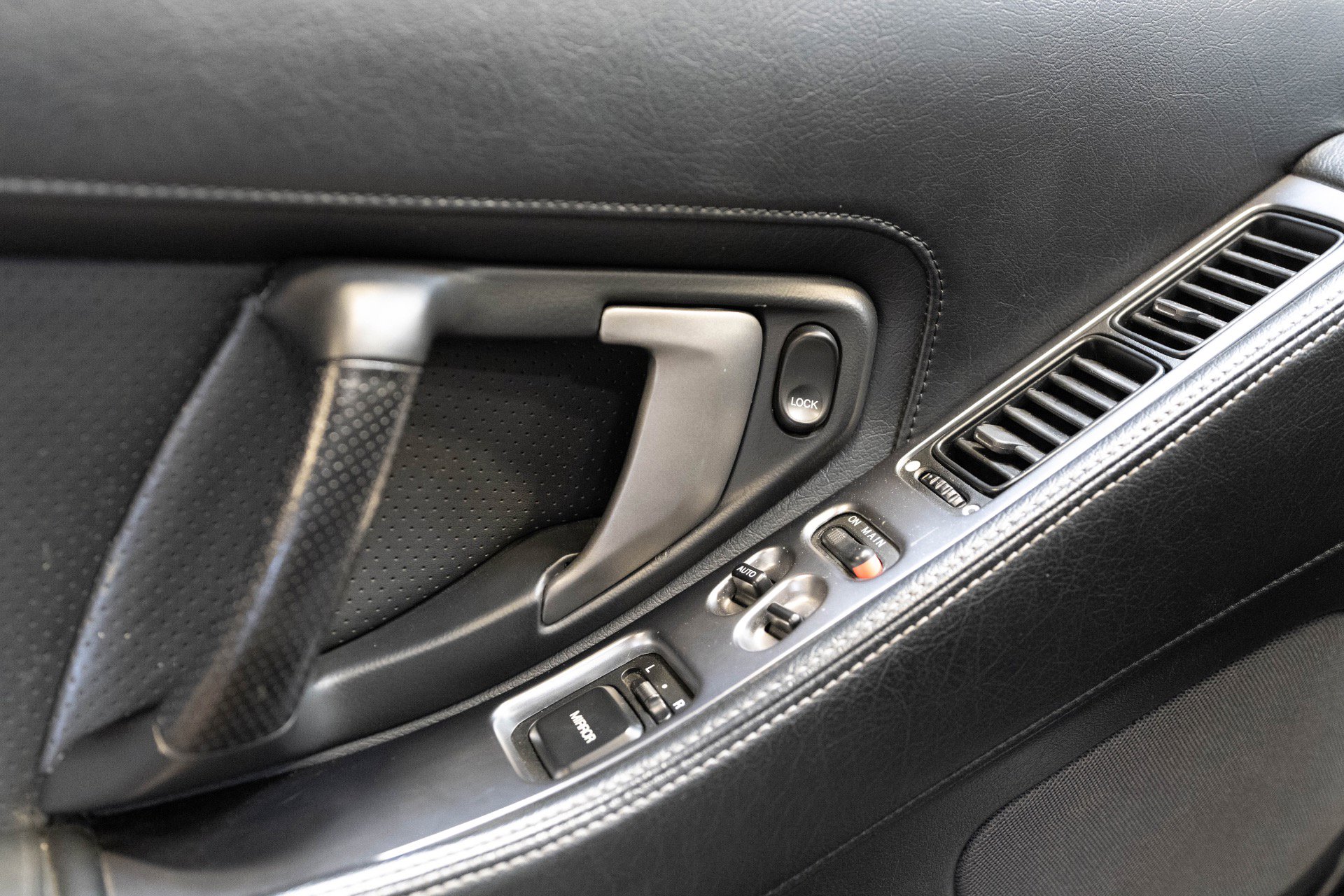 Used 2003 Acura NSX T image 55