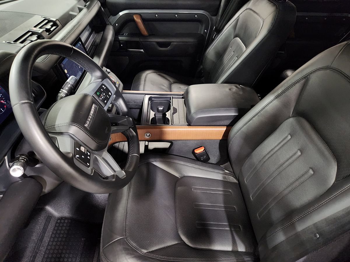 Used 2021 Land Rover Defender 110 X AWD/4WD image 21
